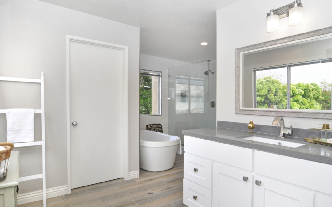 Ultimate Guide To Custom Cabinets For A Bathroom Remodel In Houston TX